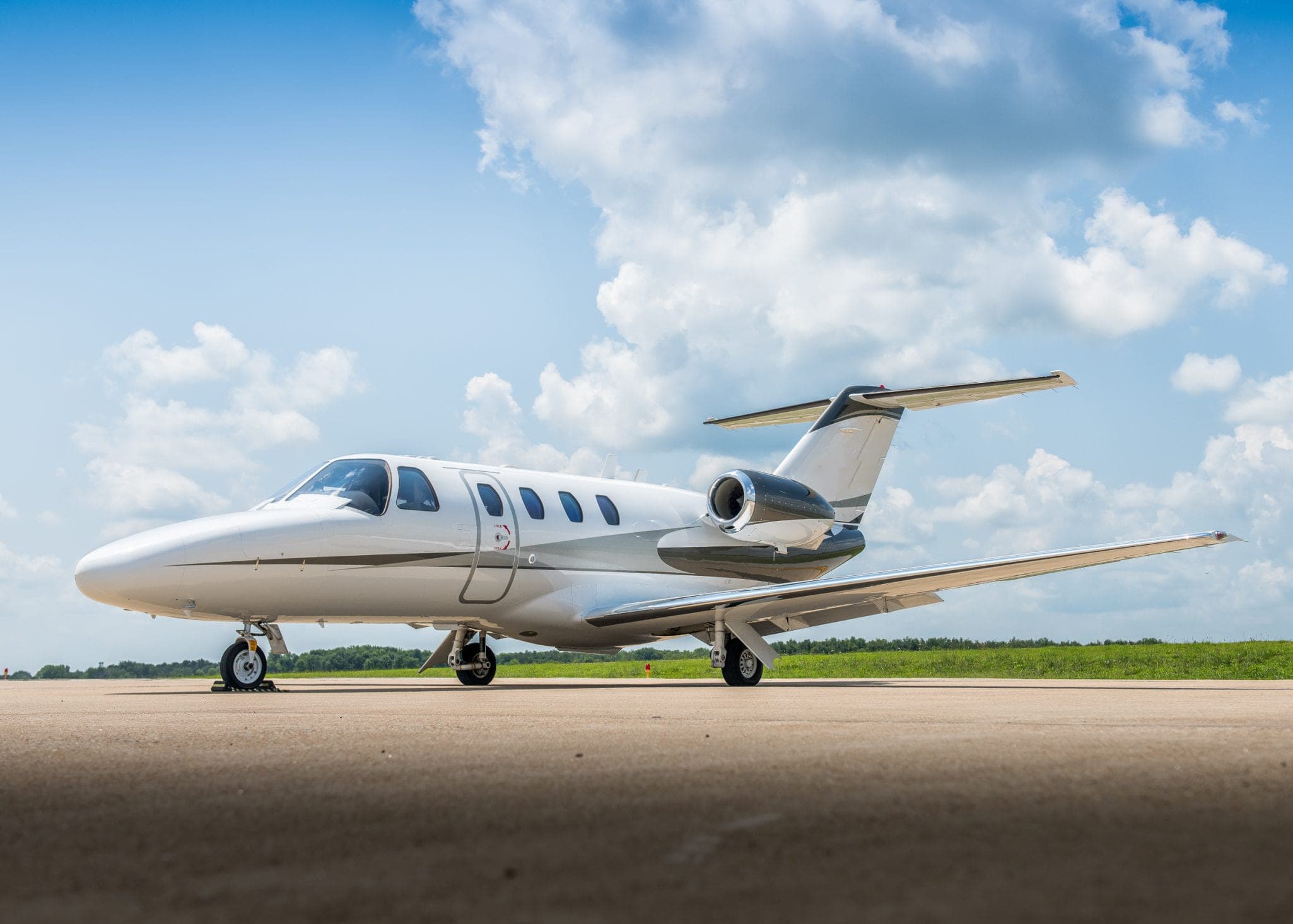 Cessna CitationJet / CJ1 private jet exterior