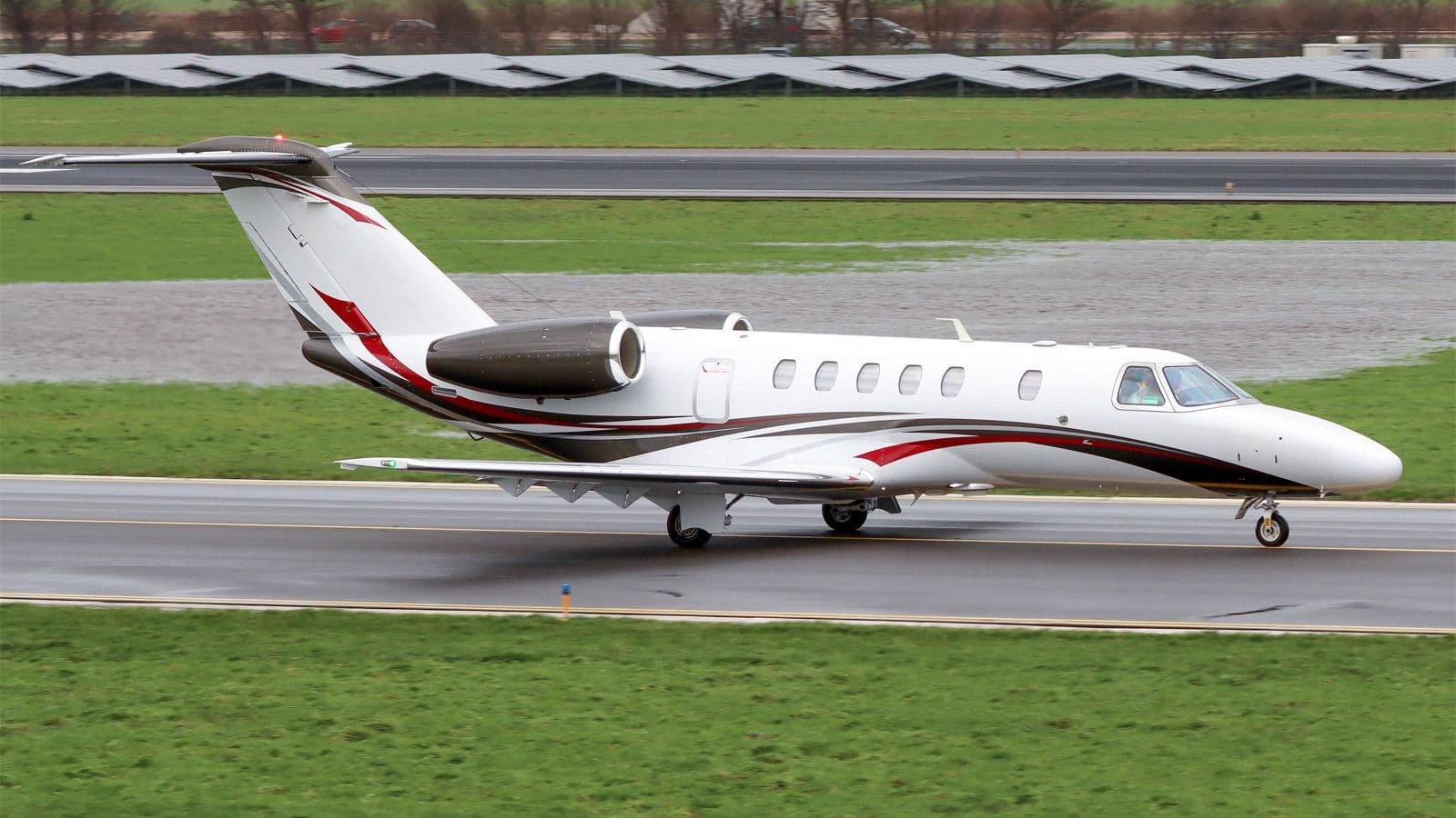 Cessna Citation CJ4 private jet exterior