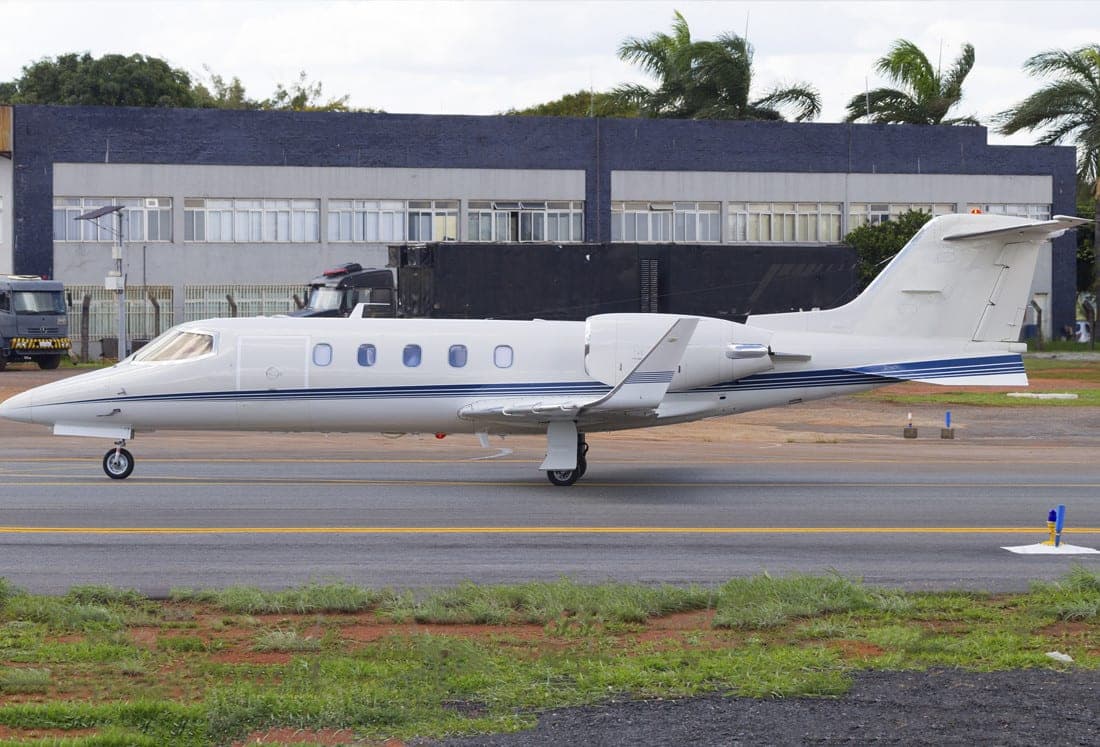 Learjet 31 private jet exterior